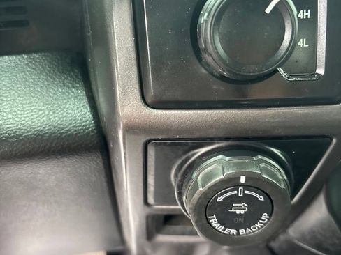 Used 2016 Ford F150 XLT w/ Equipment Group 302A Luxury AWD/4WD image 24