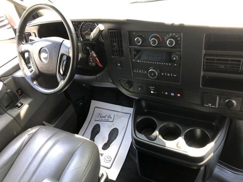 Used 2021 Chevrolet Express 2500 w/ Driver Convenience Package RWD image 25