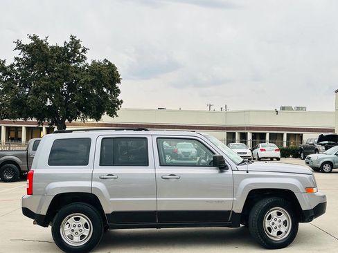 Used 2016 Jeep Patriot Sport w/ Power Value Group image 11