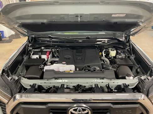 New 2026 Toyota Tundra SR5 AWD/4WD image 29