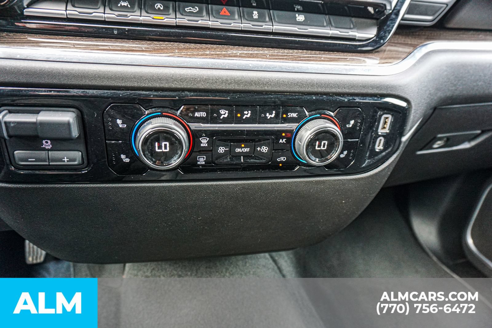 Used 2025 Chevrolet Silverado 1500 LT RWD image 43