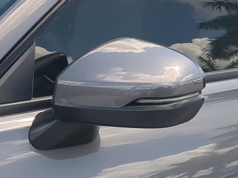 New 2026 Honda HR-V EX-L image 11