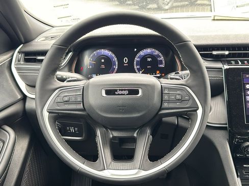 New 2026 Jeep Grand Cherokee Laredo X AWD/4WD image 19