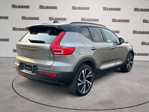 Used 2022 Volvo XC40 T5 R-Design w/ Advanced Package AWD/4WD image 5