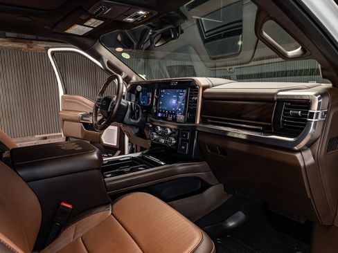 Used 2026 Ford F450 King Ranch w/ FX4 Off-Road Package AWD/4WD image 19