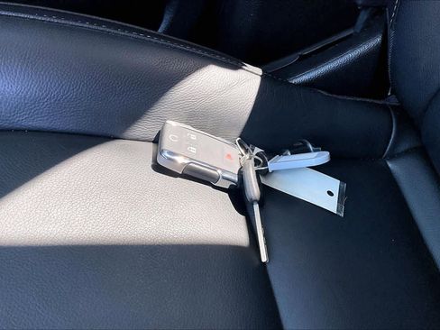 Used 2021 Chevrolet Colorado ZR2 image 11