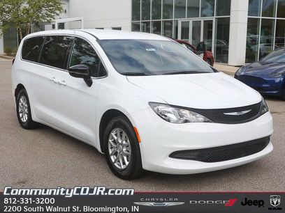 New 2026 Chrysler Voyager LX