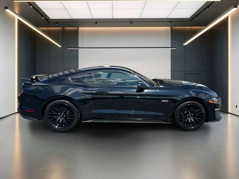 Used 2018 Ford Mustang GT w/ GT Performance Package RWD image 7
