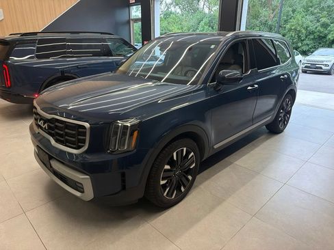 Used 2023 Kia Telluride SX FWD image 3