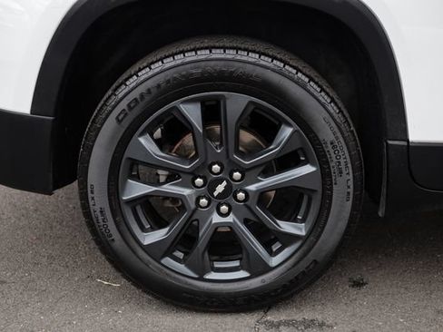 Used 2020 Chevrolet Traverse RS FWD image 30