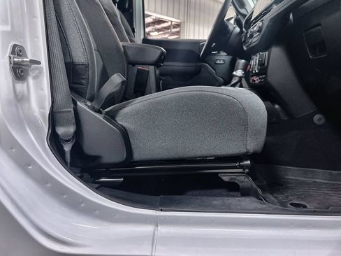 Used 2026 Jeep Wrangler Unlimited Rubicon AWD/4WD image 30