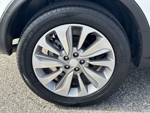 Used 2020 Buick Encore Preferred image 17