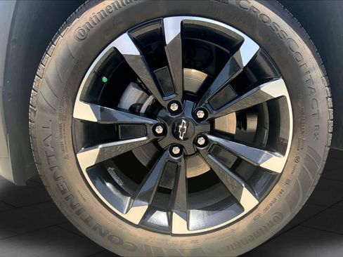Used 2026 Chevrolet Equinox RS w/ Safety and Technology Package FWD image 11