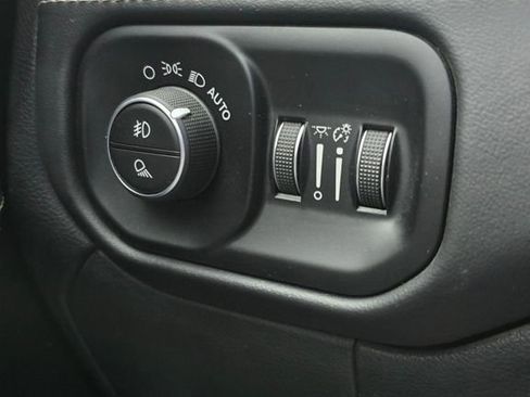 Used 2022 RAM 3500 Limited image 19