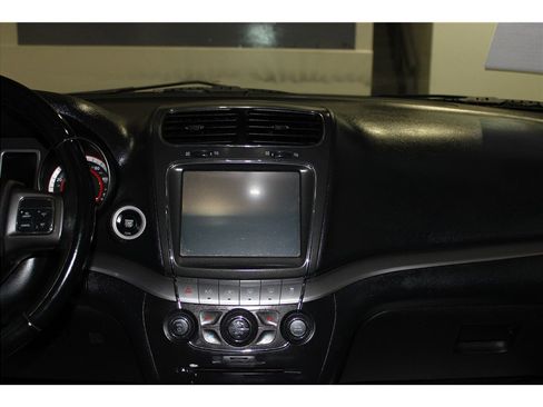 Used 2020 Dodge Journey Crossroad image 16