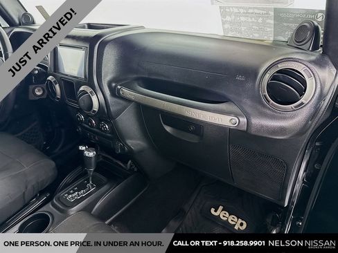 Used 2012 Jeep Wrangler Sport w/ Connectivity Group image 27