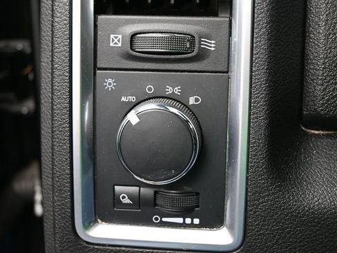 Used 2024 RAM 1500 Classic Warlock image 34