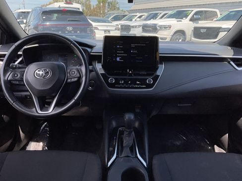 Used 2024 Toyota Corolla SE w/ SE Package FWD image 15