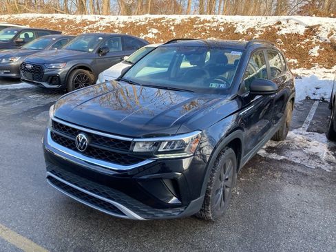 Used 2022 Volkswagen Taos S w/ IQ Drive S Package image 3