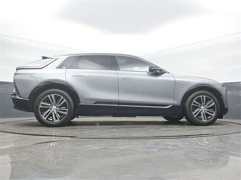 Used 2024 Cadillac Lyriq Luxury w/ LPO, Floor Liner Package image 52