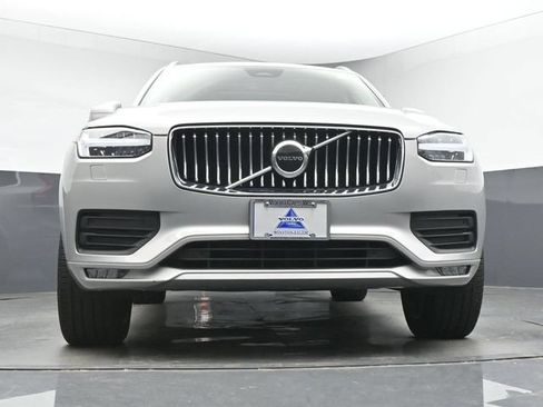 Used 2023 Volvo XC90 B5 Core w/ Climate Package AWD/4WD image 11