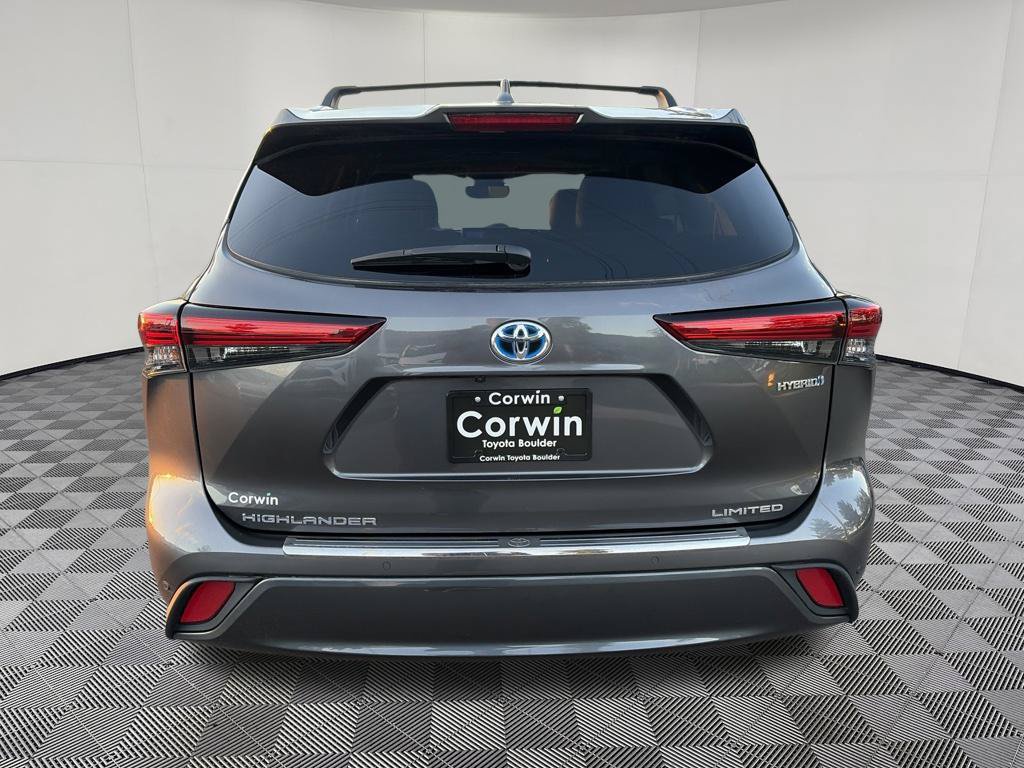 Used 2023 Toyota Highlander Limited w/ Protection Package #3 (TMS) AWD/4WD image 8