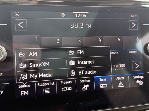 Used 2023 Volkswagen Atlas SE image 12