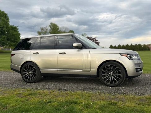 Used 2016 Land Rover Range Rover Supercharged AWD/4WD image 33