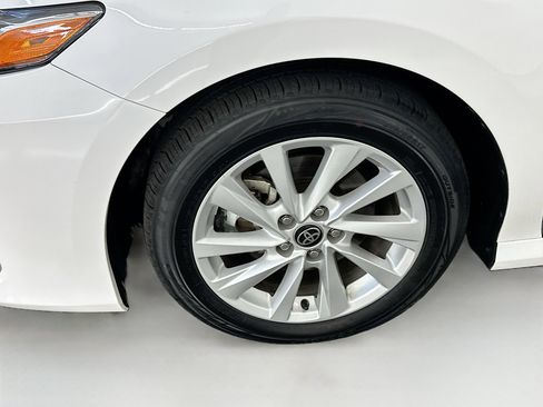 Used 2024 Toyota Camry LE image 11