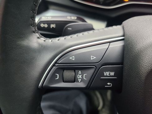 Used 2020 Audi Q5 2.0T Premium w/ Titanium Sport Package image 29