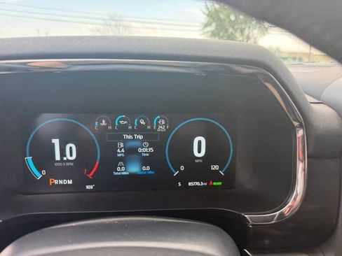 Used 2022 Ford F150 Lariat AWD/4WD image 13