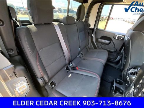 Used 2020 Jeep Gladiator Rubicon AWD/4WD image 28