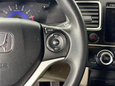 Used 2015 Honda Civic SE image 17