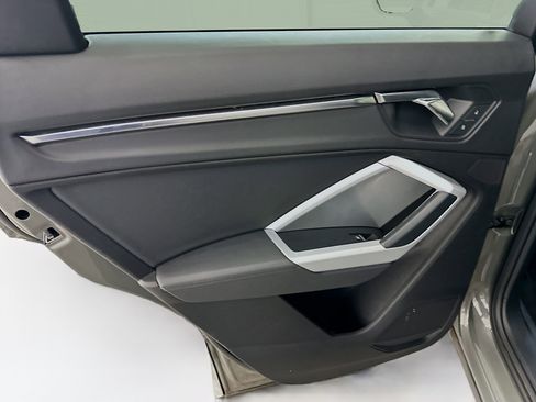 Used 2023 Audi Q3 2.0T Premium image 27