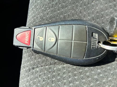 Used 2017 Dodge Grand Caravan SE w/ Power Window Group FWD image 28
