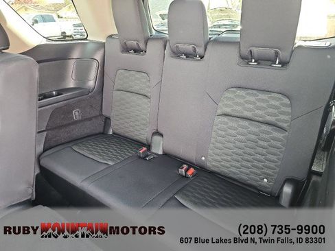 Used 2024 Nissan Pathfinder SV w/ Cargo Package image 27