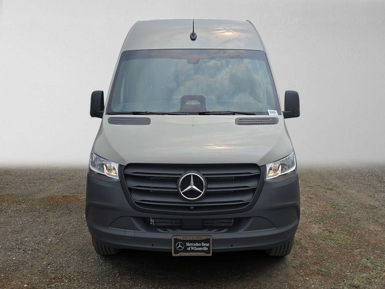Used 2026 Mercedes-Benz Sprinter 2500 image 8