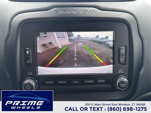 Used 2015 Jeep Renegade Trailhawk w/ Premium Leather Group AWD/4WD image 21