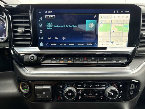 Certified 2023 Chevrolet Silverado 1500 High Country w/ Technology Package image 13