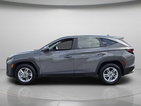 Certified 2026 Hyundai Tucson SE FWD image 3