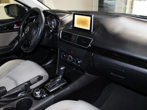 Used 2016 MAZDA MAZDA3 i Touring FWD image 30