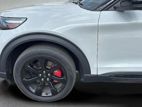 Used 2023 Ford Explorer ST w/ Equipment Group 401A AWD/4WD image 34