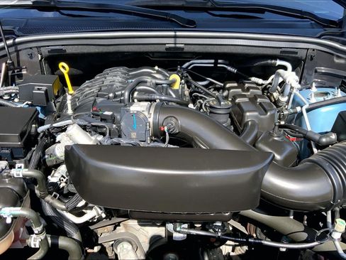 Used 2024 Dodge Durango GT AWD/4WD image 32