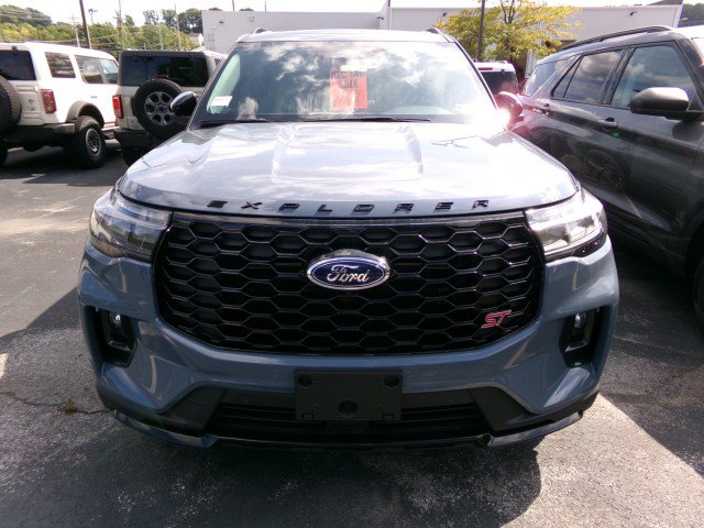 New 2026 Ford Explorer ST w/ Sun And Sound Package AWD/4WD image 2