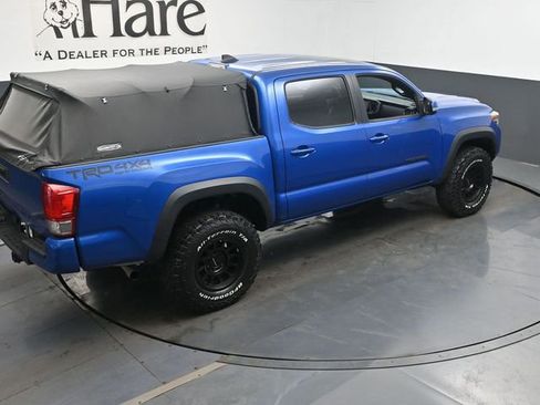 Used 2016 Toyota Tacoma TRD Off-Road image 38