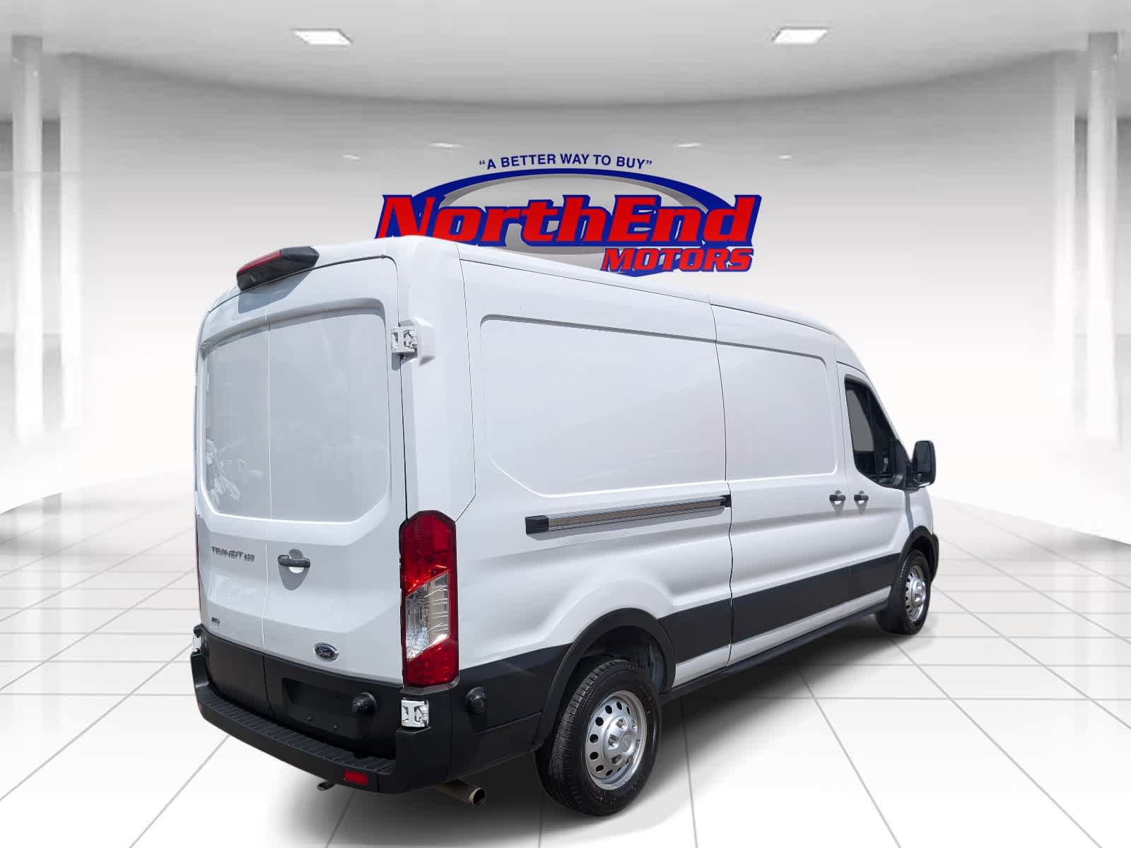 Used 2024 Ford Transit 250 148 Medium Roof Extended AWD image 7