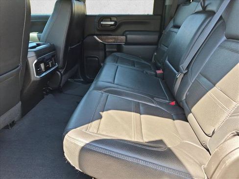 Used 2022 GMC Sierra 3500 Denali w/ Denali Ultimate Package AWD/4WD image 19