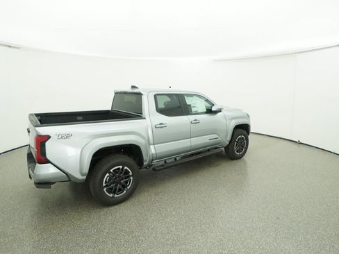 New 2025 Toyota Tacoma TRD Sport image 9