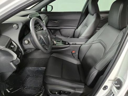 Certified 2025 Lexus UX 300h FWD w/ Accessory Package (Z1) image 13