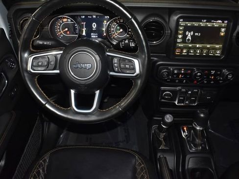 Used 2022 Jeep Wrangler Unlimited Sahara AWD/4WD image 13